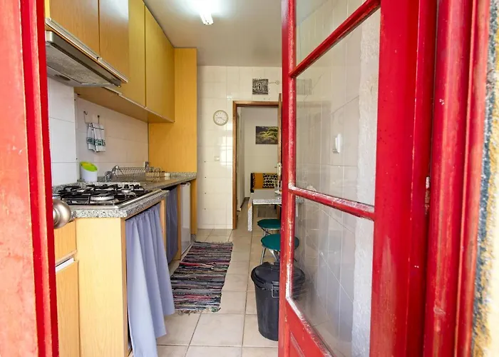 Ribeira Vintage Flat 2 *